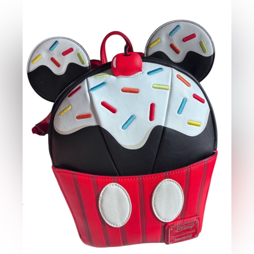 Loungefly Mickey Mouse Sprinkle Cupcake Mini Backpack dessert backpack‎